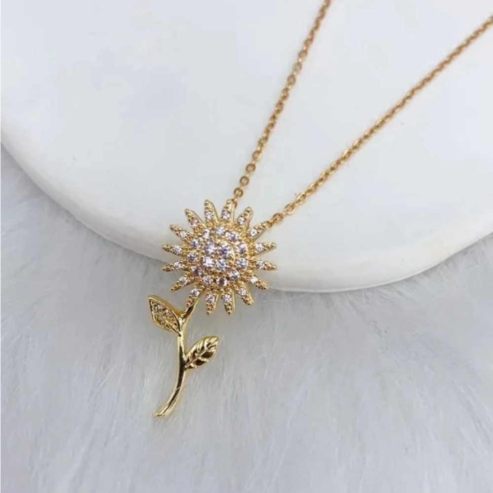 18K Gold Fidget Spinner Sunflower Gemstone Necklace With Diamonds - Picture 5 of 6